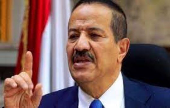 الحوثيون يحذرون أمريكا وإسرائيل من استفزازهما لقواتهم البحرية