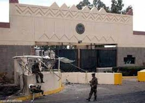 السفارة الأمريكية لدى اليمن تعلن احتجاز الحوثيين أحد موظفيها بصنعاء