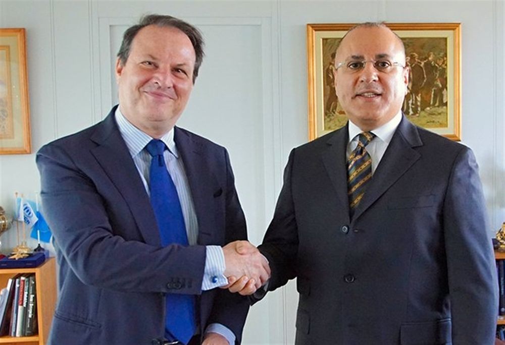 الكويت تعلن تقديم 12 مليون دولار للنازحين في اليمن