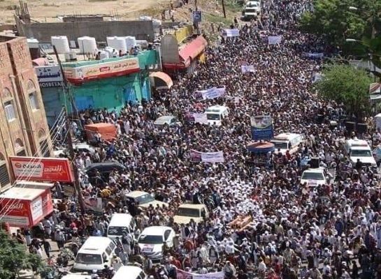 تشييع مهيب لجثمان القيادي الإصلاحي "ضياء الحق الأهدل" في تعز