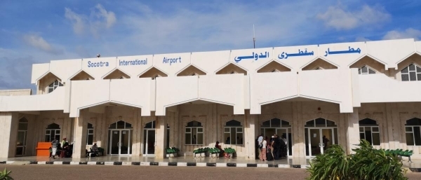 محاولة اغتيال نائب مدير مطار سقطرى بعد توجيهاته بإنزال علم التشطير