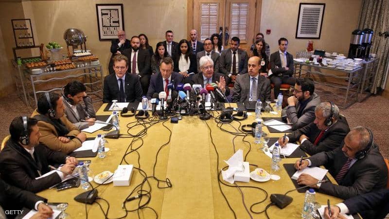 الكشف عن لقاء مرتقب بين ممثلي الحكومة اليمنية والحوثيين في سويسرا