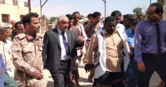 منع وزير الخدمة المدنية من دخول أبين ومصدر عسكري يوضح الأسباب