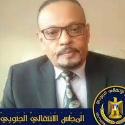 قيادي في الانتقالي : الحوثيون أقربُ إلينا من السعودية والشرعية