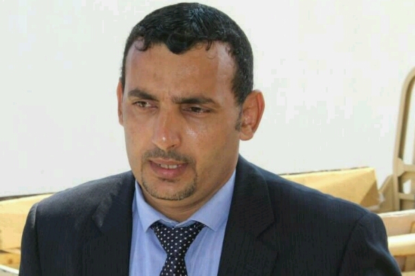 مسلحون موالون للإمارات يهاجمون منزل محافظ سقطرى في محاولة لاغتياله